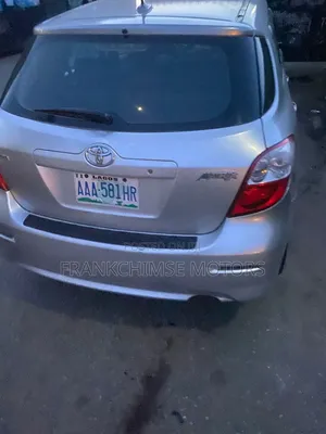 Toyota Matrix 2010 Silver