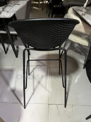 Stylish Modern Bar Stools – Elevate Your Space!