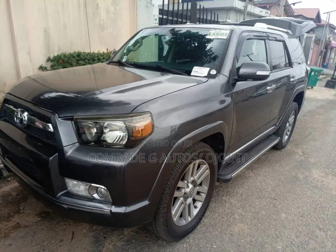 Toyota 4-Runner 2011 Gray