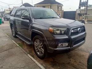 Toyota 4-Runner 2011 Gray