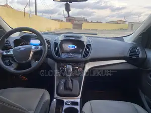 Ford Escape 2016 Gray