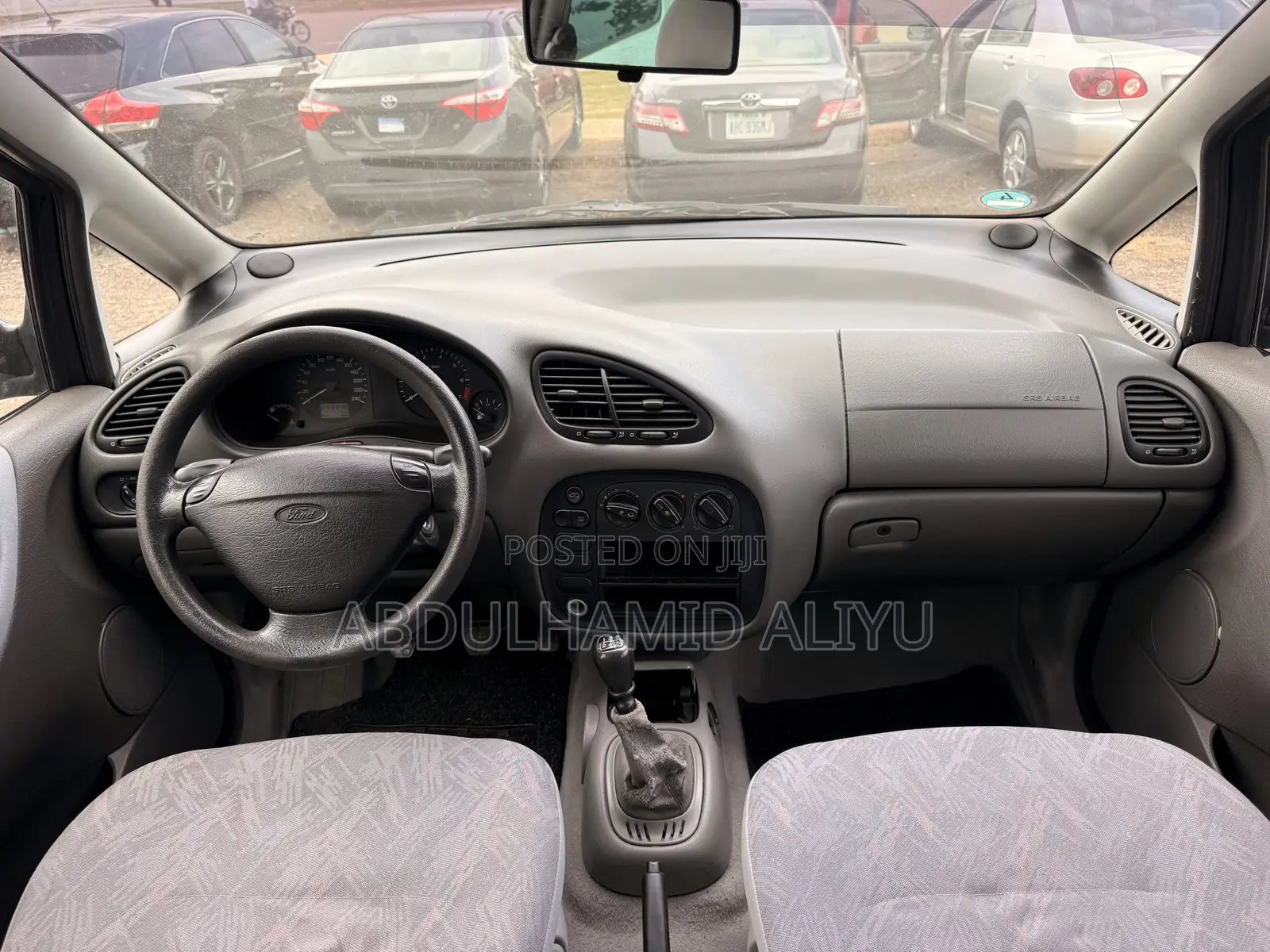 Ford Galaxy 2000 Blue