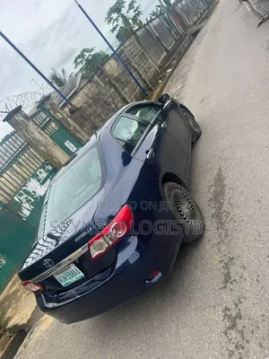 Toyota Corolla 2011 Black