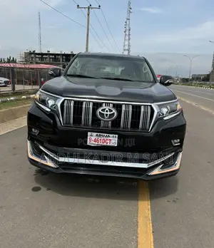 Toyota Land Cruiser Prado 2018 Black