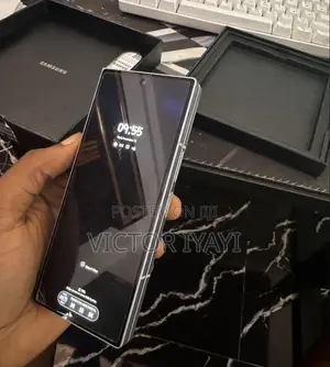 New Samsung Galaxy Z Fold6 512 GB Gray