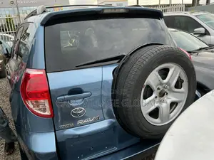 Toyota RAV4 Limited 2008 Blue