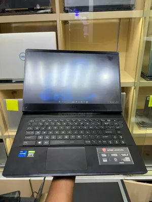 Laptop MSI GP66 LEOPARD 10UG 16GB Intel Core i7 SSD 512GB