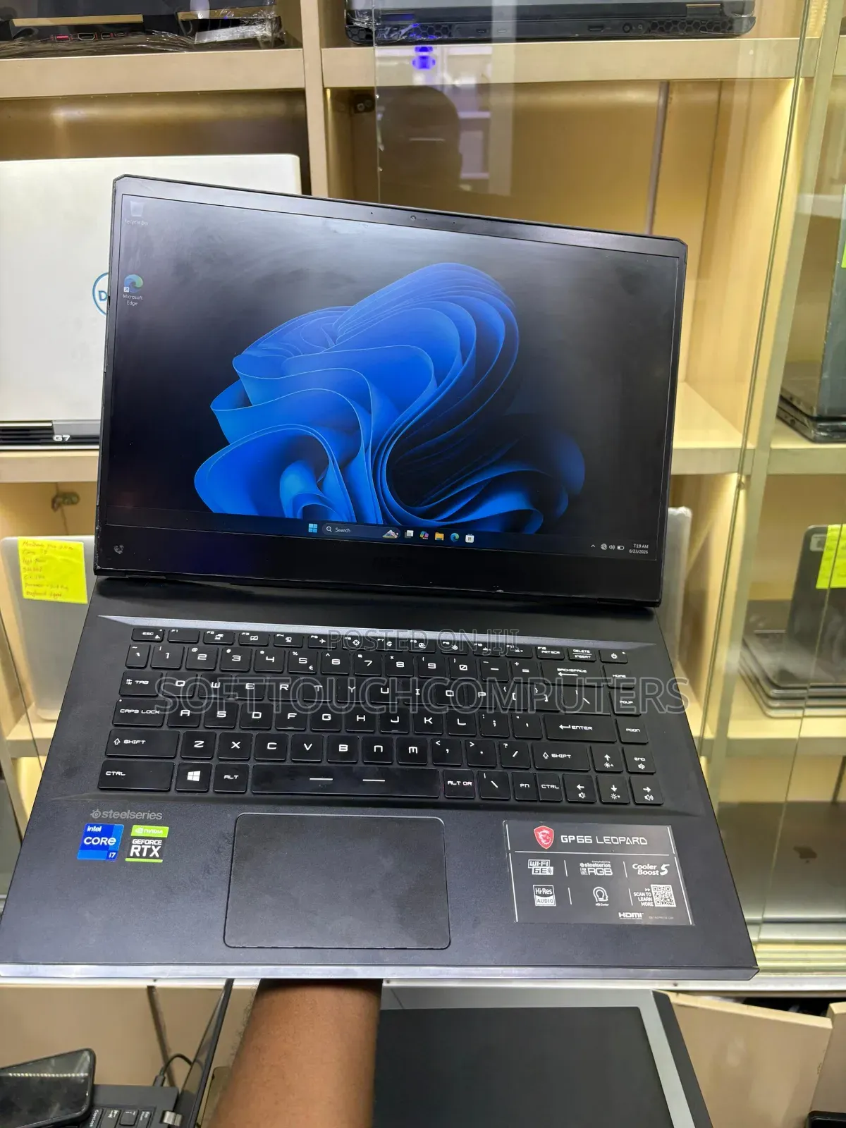 Laptop MSI GP66 LEOPARD 10UG 16GB Intel Core i7 SSD 512GB