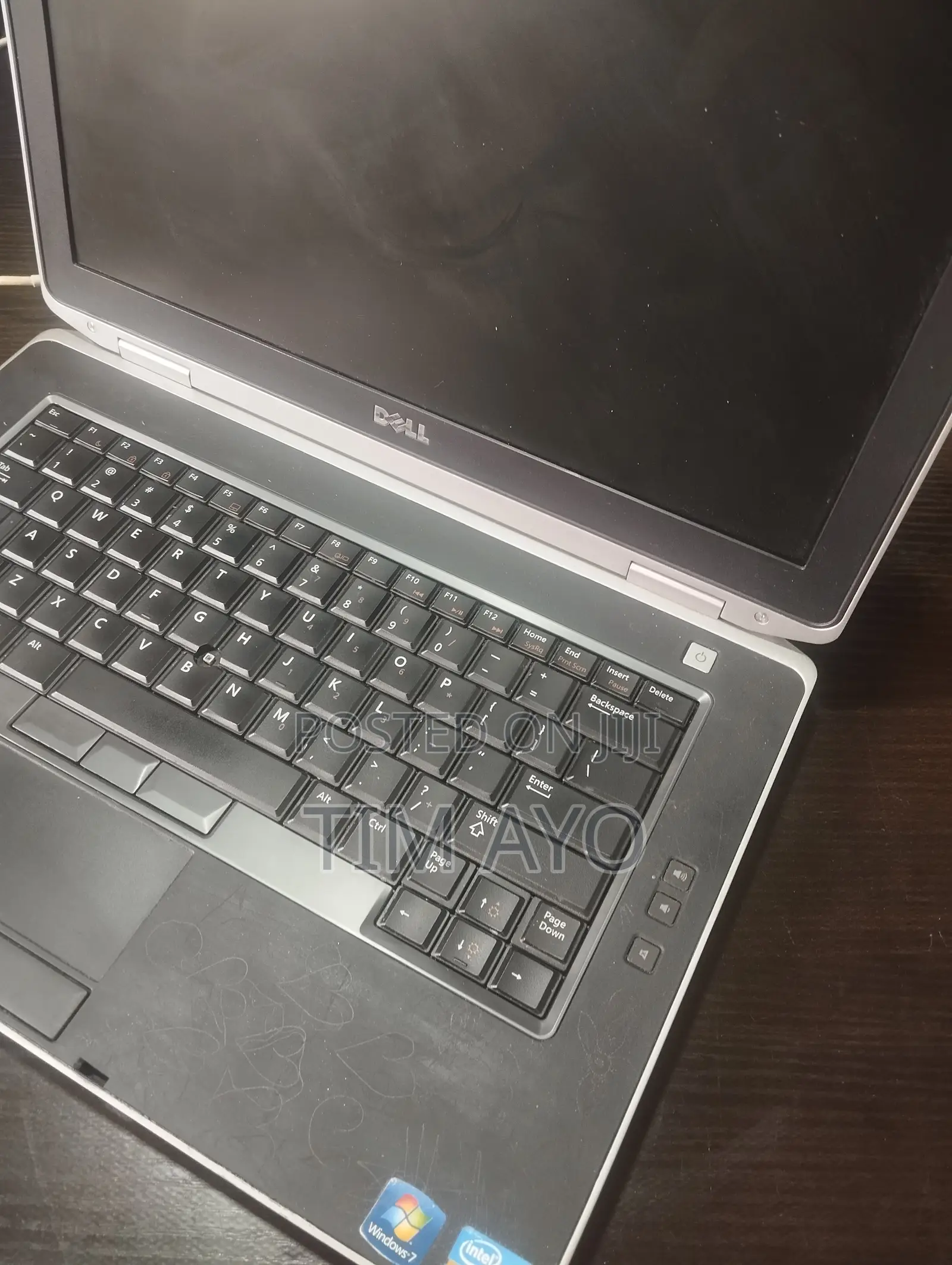Laptop Dell Latitude 5400 4GB Intel Core i7 HDD 256GB