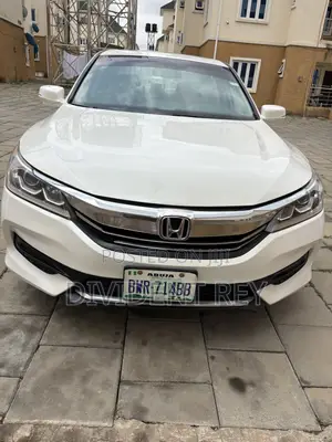 Honda Accord EX-L V-6 4dr Sedan FWD (3.5L 6cyl 6A) 2016 White
