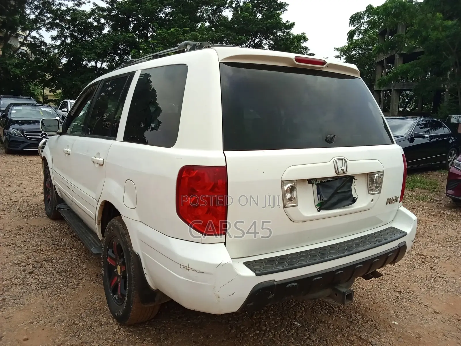 Honda Pilot 2003 White