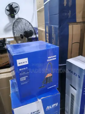 Maxi Vacuum Cleaner for Wet Dry Cleaning 18l