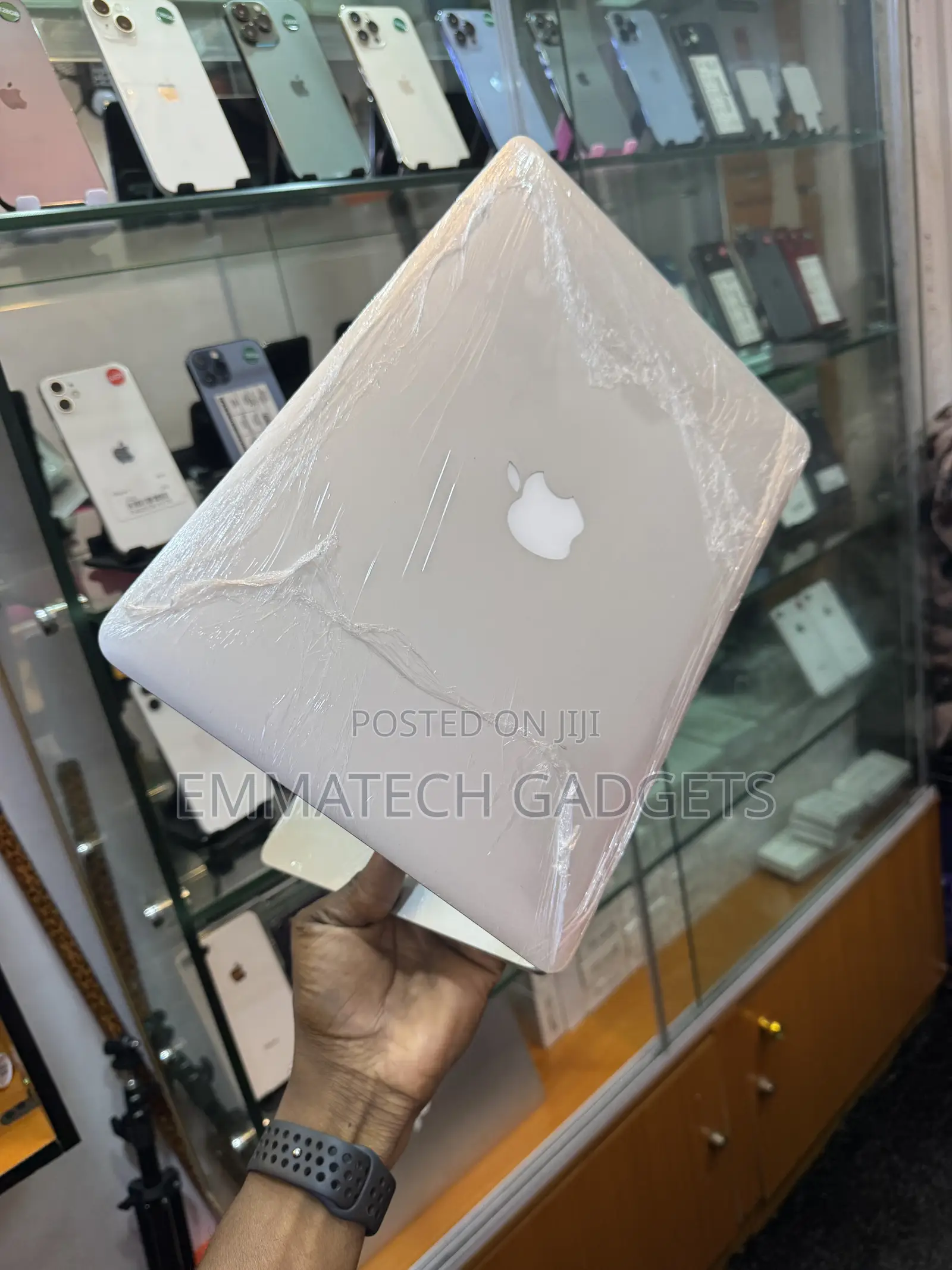 Desktop Computer Apple 8GB Intel Core i5 SSD 256GB