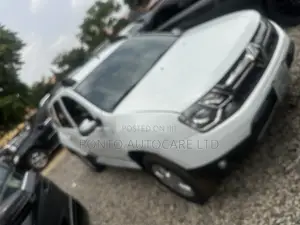 Renault Duster 2015 White