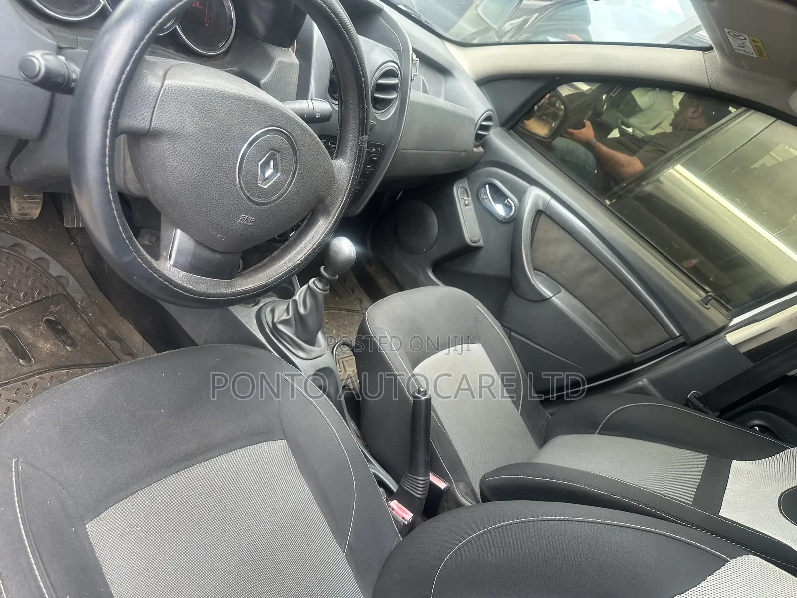 Renault Duster 2015 White