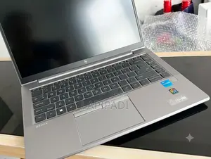 Laptop HP ZBook Firefly G8 16GB Intel Core i5 SSD 256GB