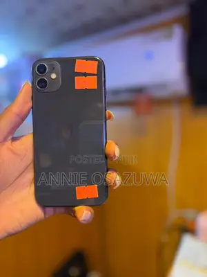 Apple iPhone 11 128 GB Red
