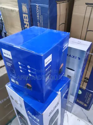 Maxi Wet Dry Vacuum Cleaner With Accessories