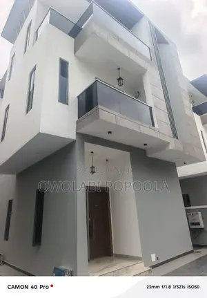 5bdrm Duplex in Opebi for rent