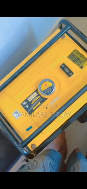 Senwei 2.8kva Automatic With Keys, Battery, Tyres and Handle
