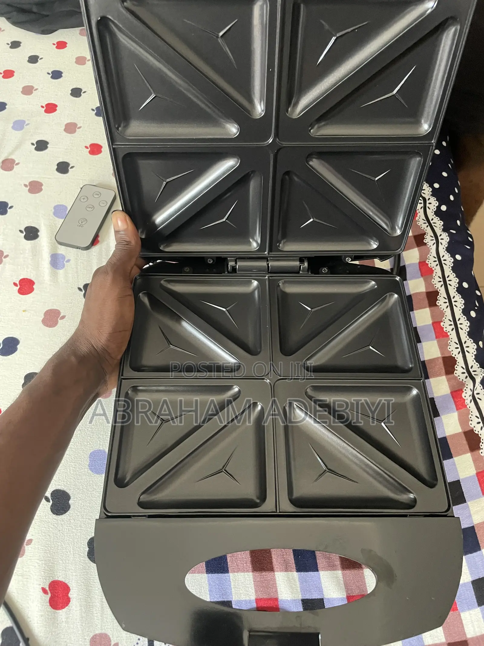Crown-Star Toaster