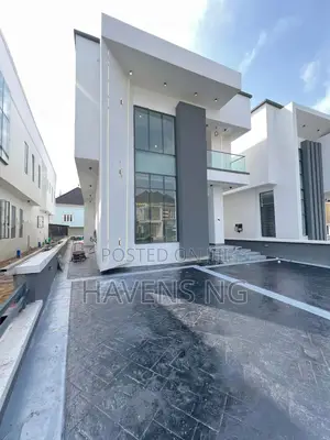 5bdrm Duplex in Ikota for sale
