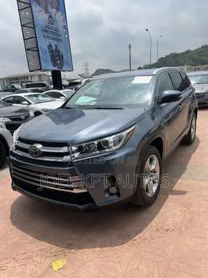 Toyota Highlander 2017 Blue