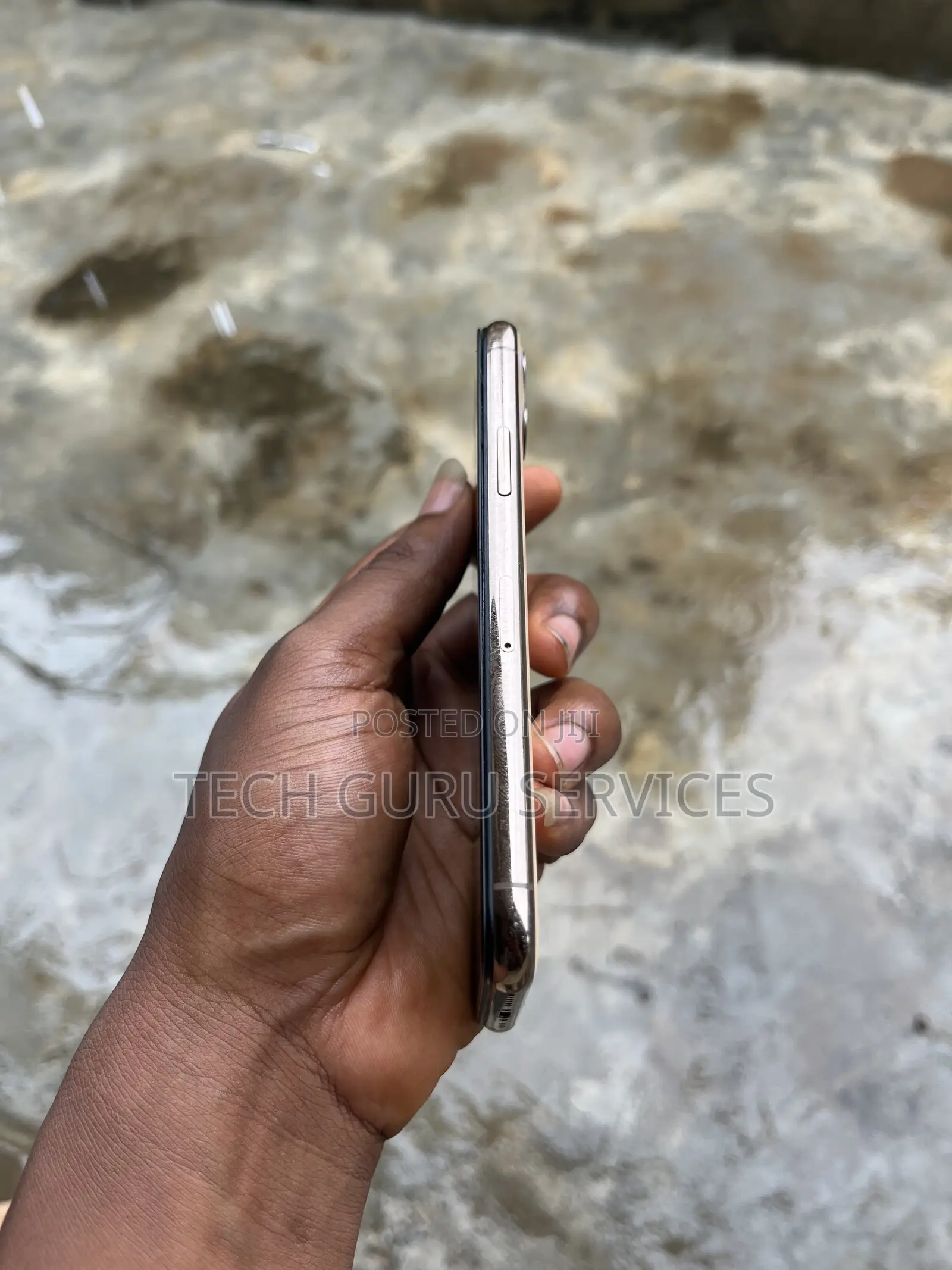 Apple iPhone 11 Pro 64 GB Gold