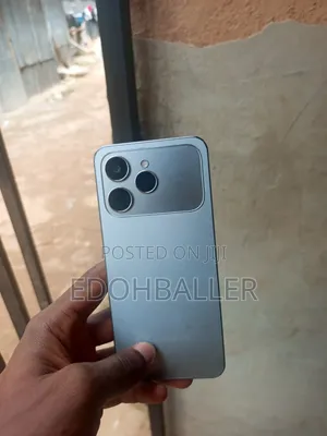 Tecno Spark 40 128 GB Gray