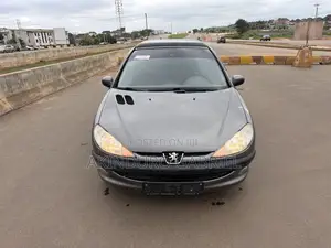 Peugeot 206 2010 Gray