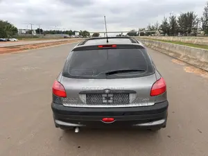Peugeot 206 2010 Gray