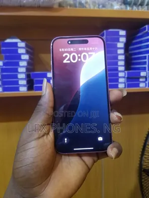 Apple iPhone 16 128 GB Pink