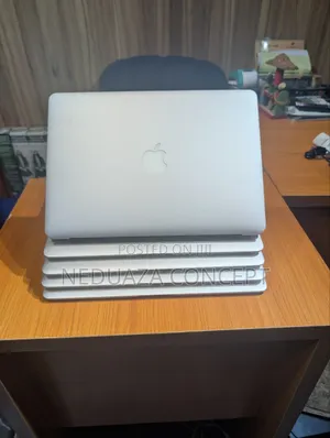 Laptop Apple MacBook Air 2017 8GB Intel Core i5 SSD 256GB
