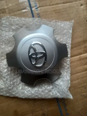 Alloy Rim and Wheel Cover Toyota Hilux and Prado