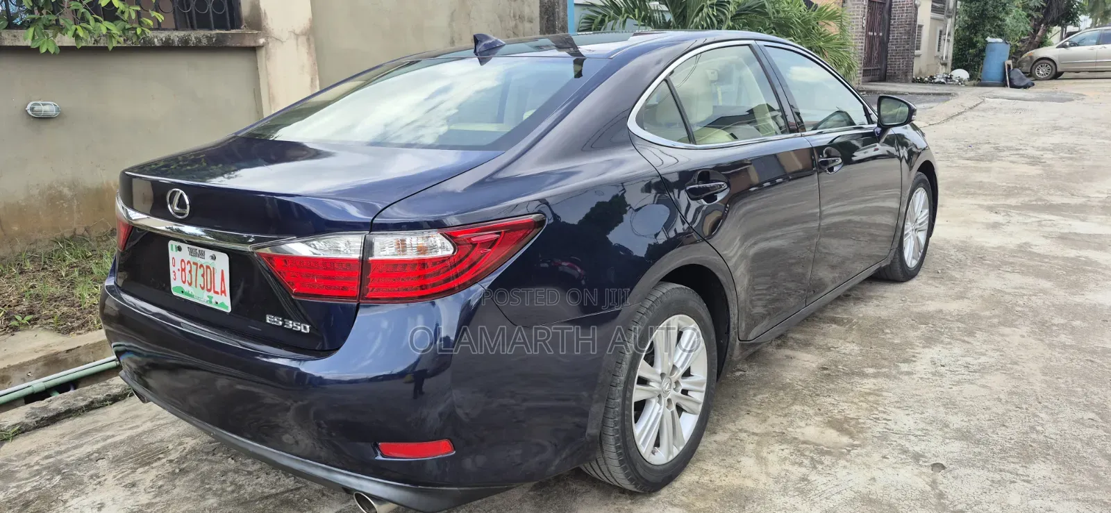 Lexus ES 2015 Blue