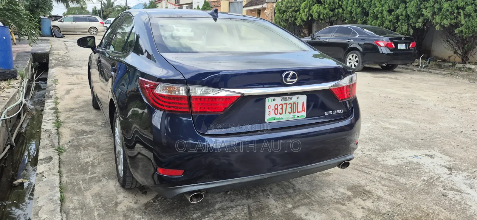 Lexus ES 2015 Blue