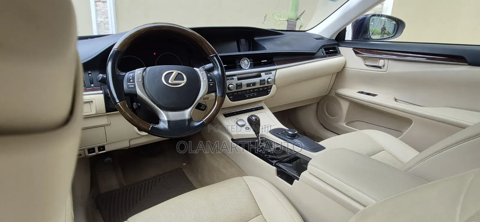 Lexus ES 2015 Blue
