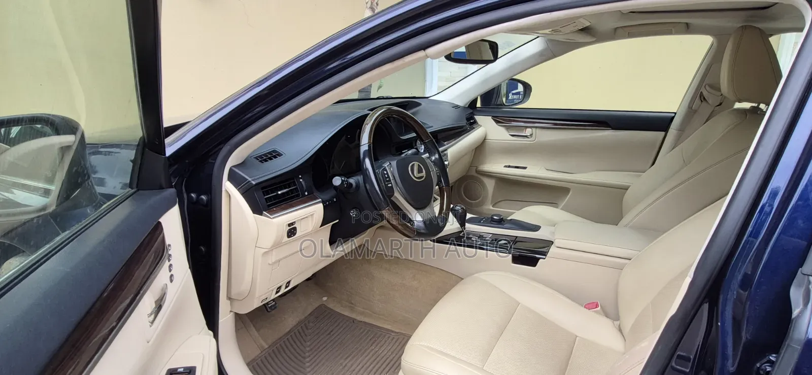 Lexus ES 2015 Blue
