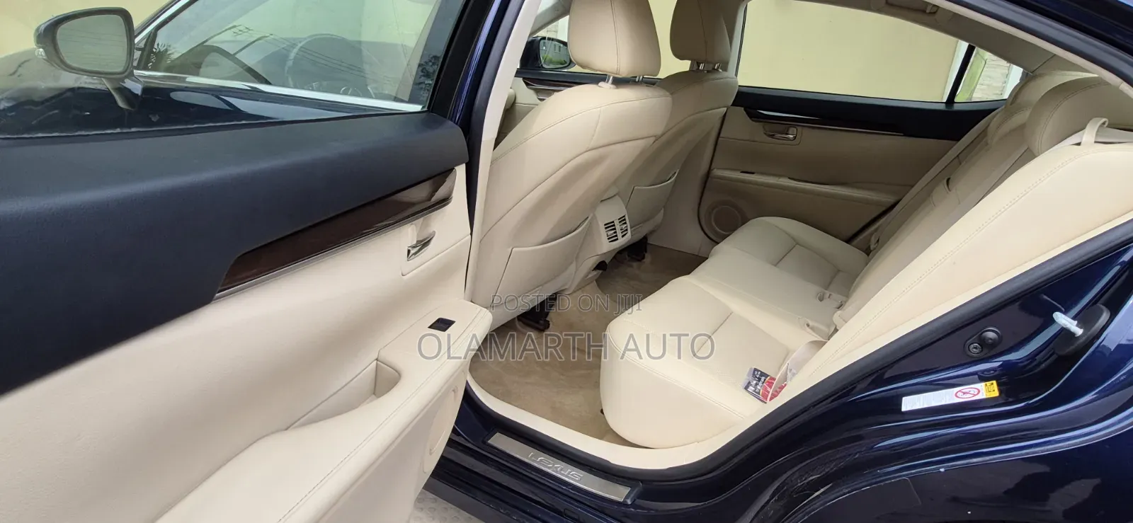 Lexus ES 2015 Blue