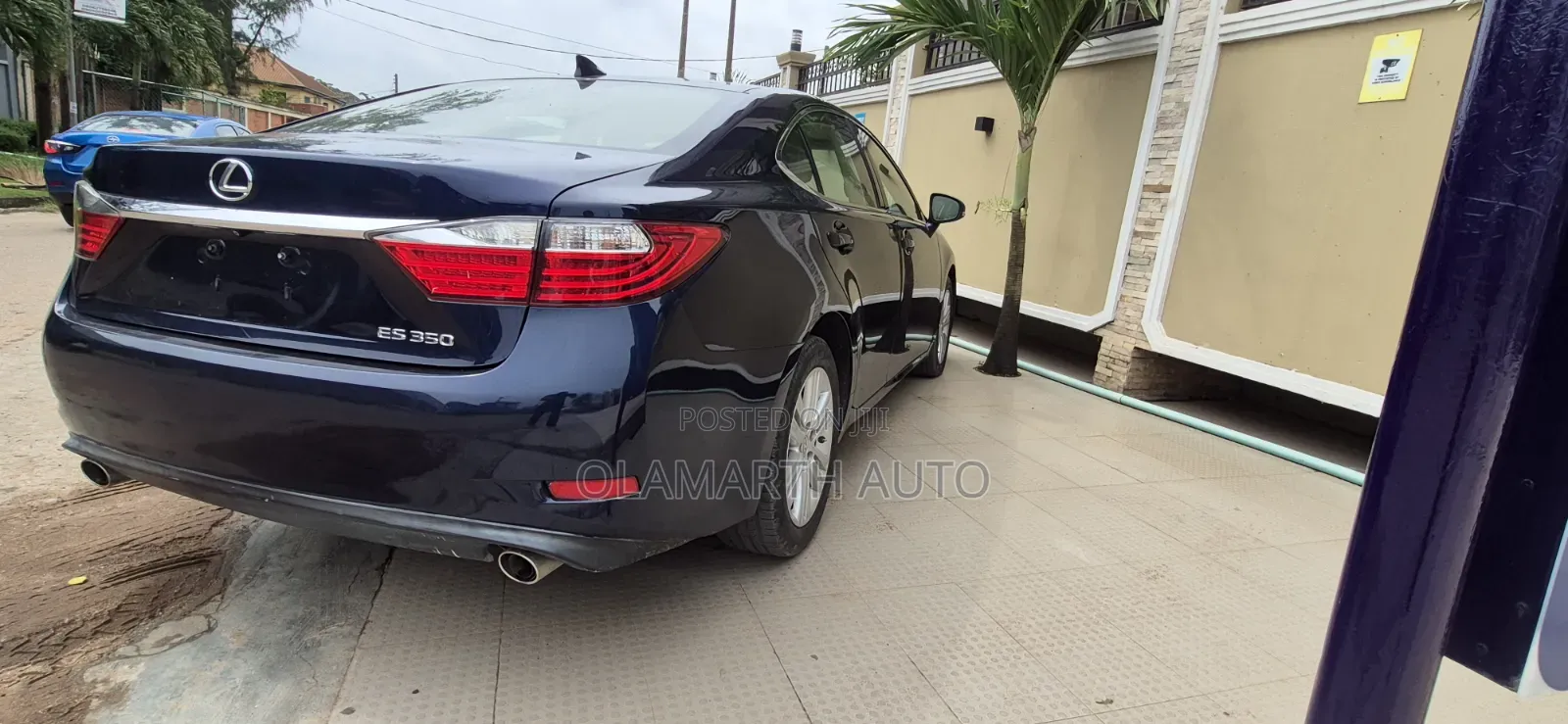 Lexus ES 2015 Blue