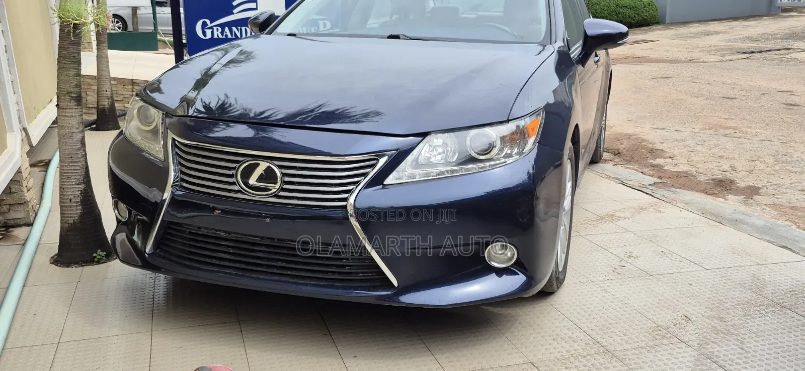 Lexus ES 2015 Blue