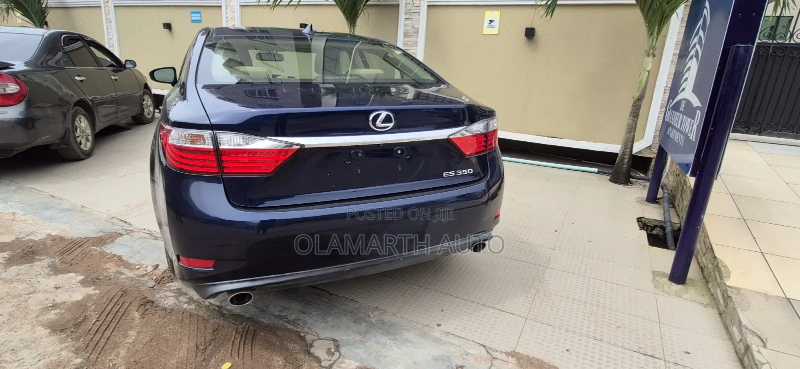Lexus ES 2015 Blue