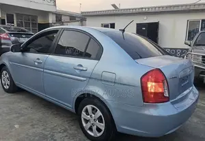 Hyundai Accent 2011 Blue