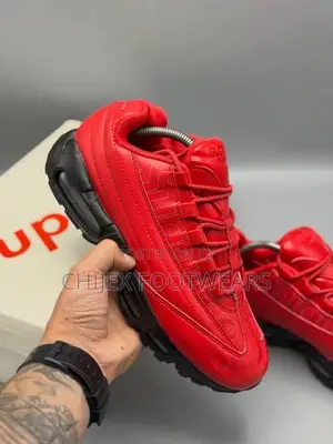 Nike Air Max 95 Lux Supreme Red