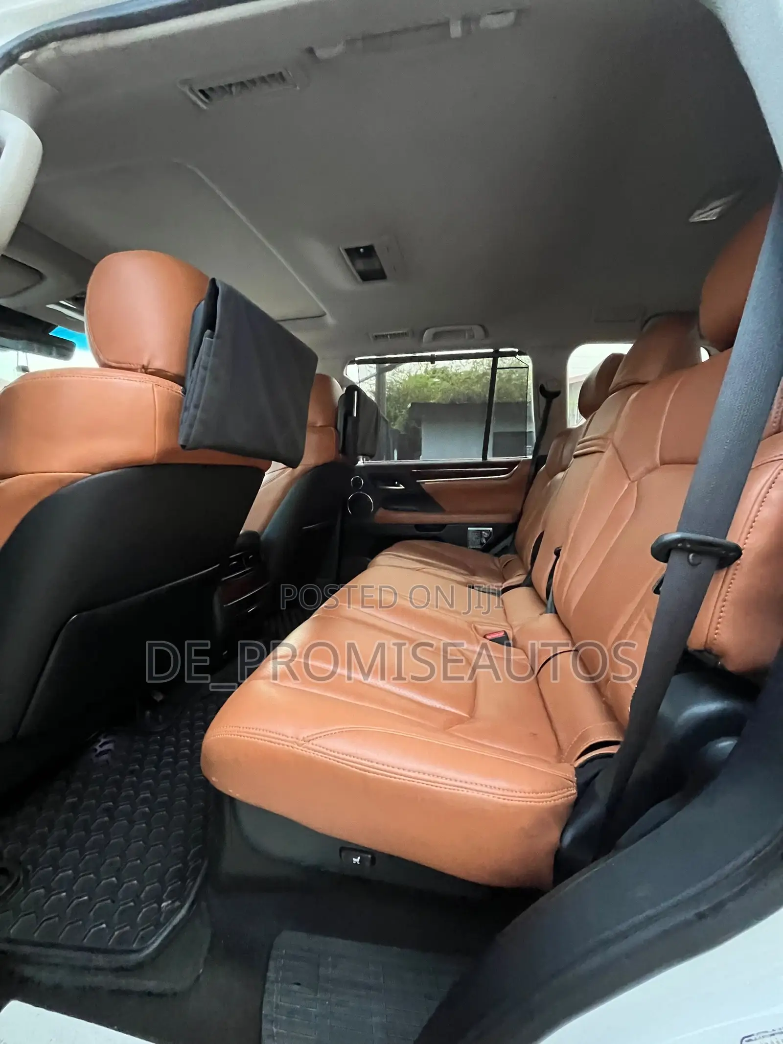 Lexus LX 2017 White
