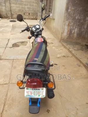 TVS HLX 125 2023 Black