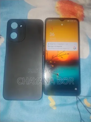 New Realme V30 128 GB Gold