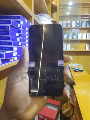 Apple iPhone 11 64 GB Black