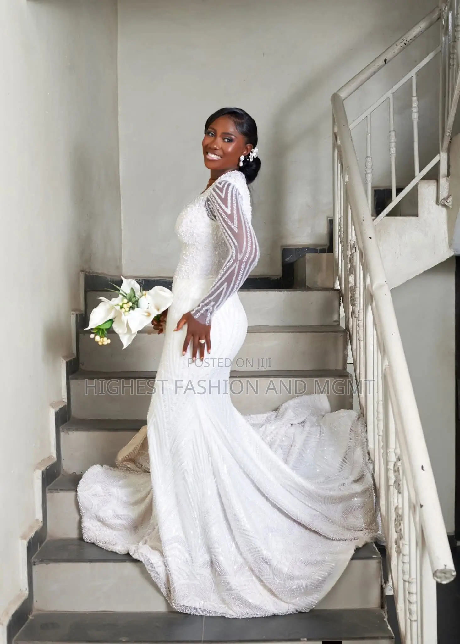 Classy Geometric Sleeve Wedding Dress