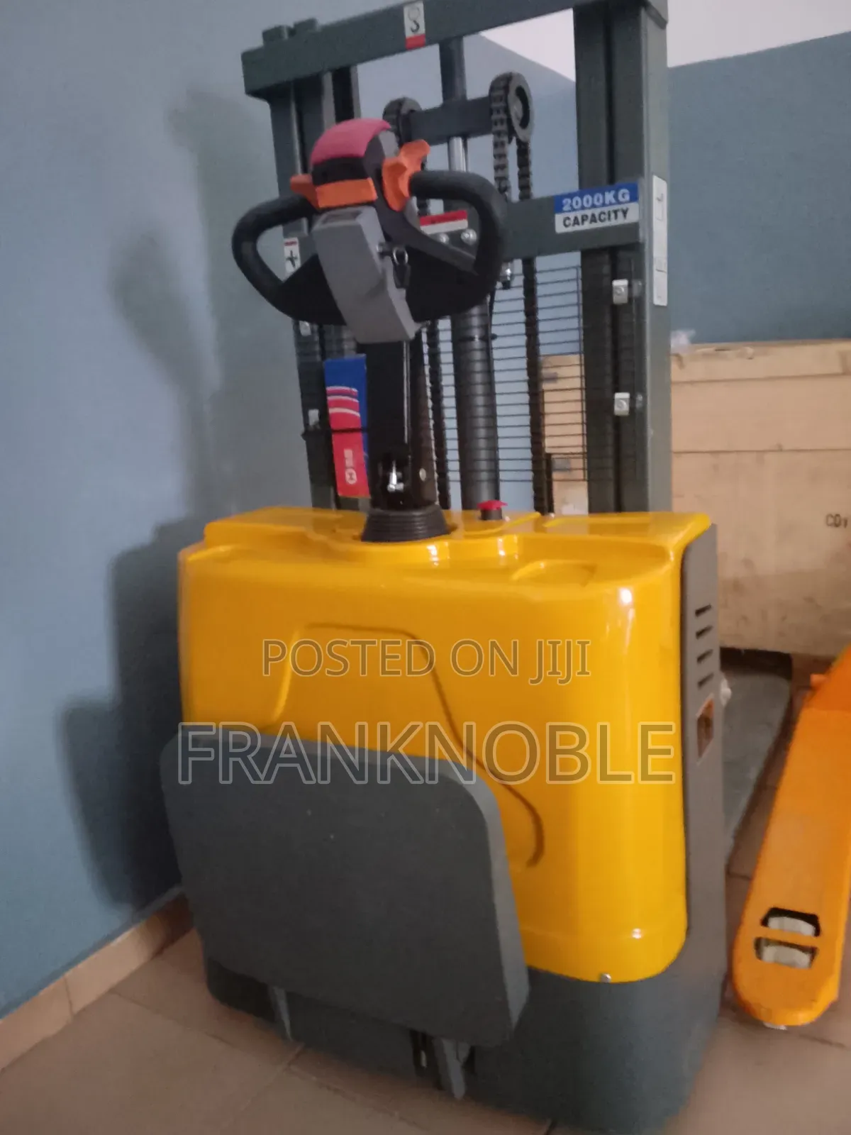 Electric Stacker 2ton